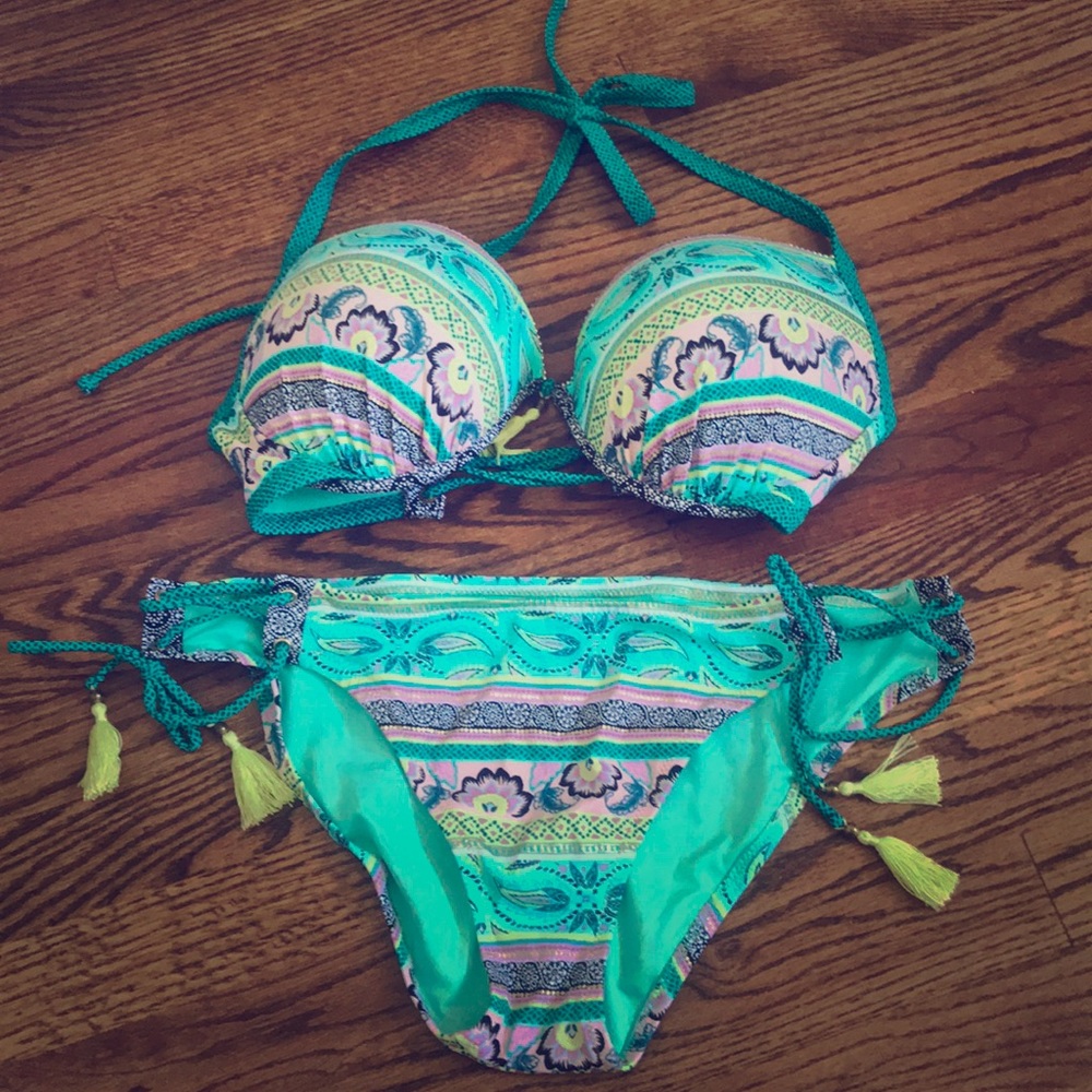Shade and Shore tassel bikini